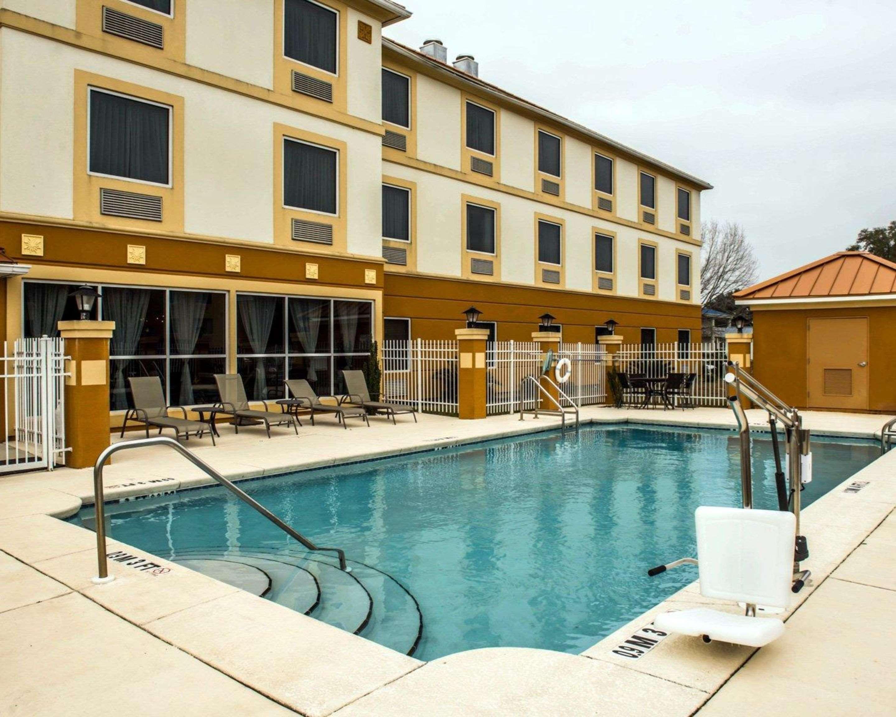 Comfort Inn & Suites Marianna I-10 Buitenkant foto
