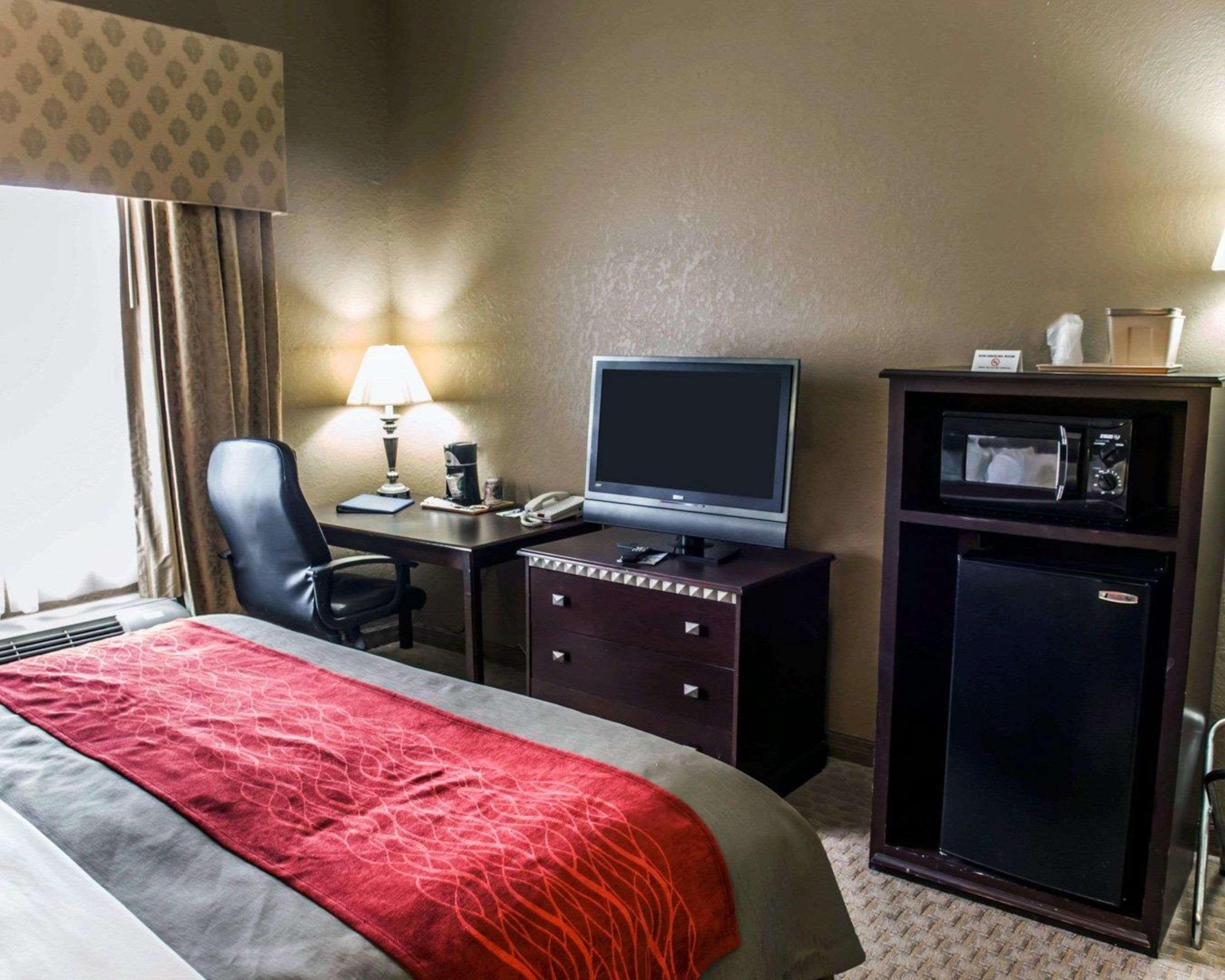 Comfort Inn & Suites Marianna I-10 Buitenkant foto
