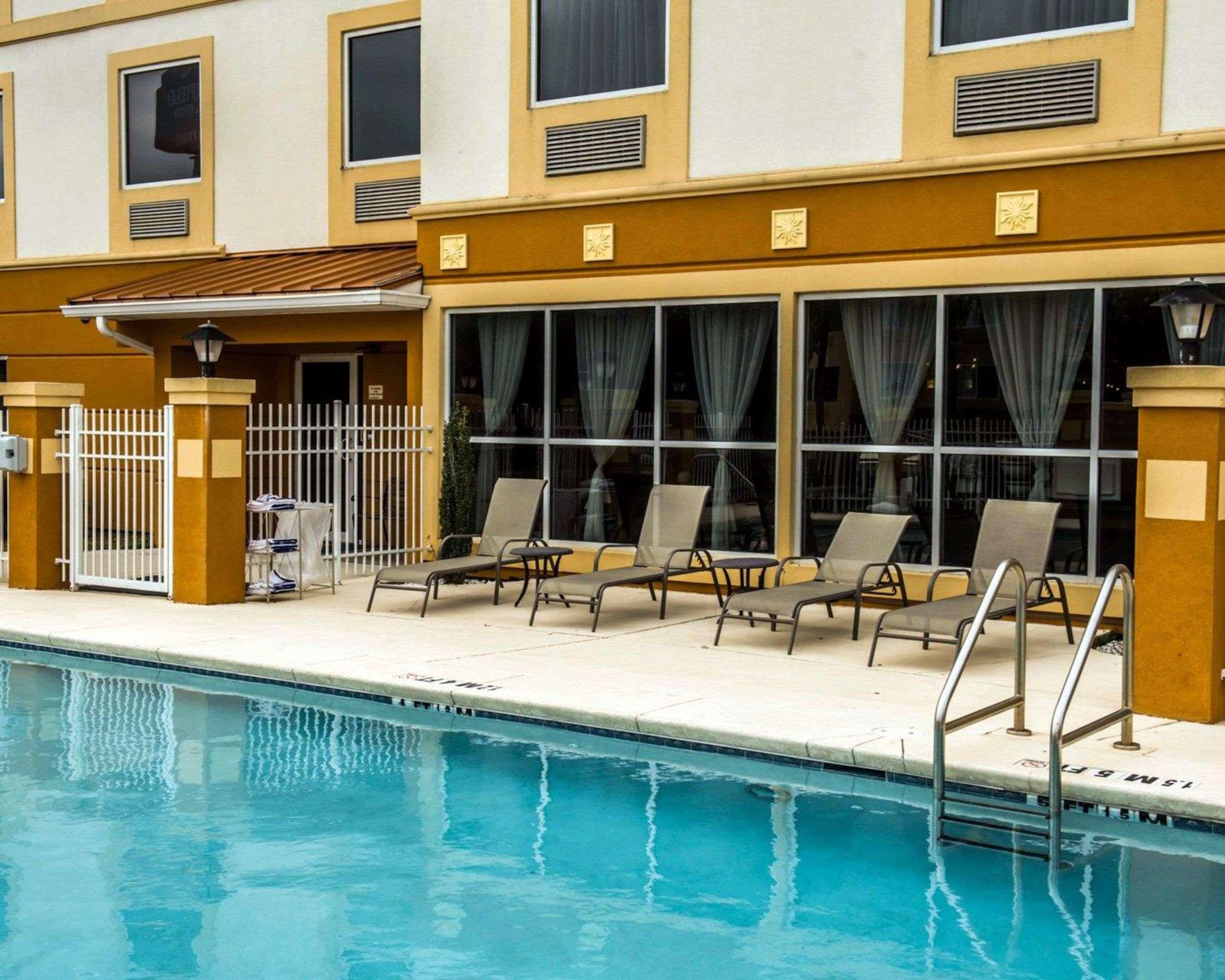 Comfort Inn & Suites Marianna I-10 Buitenkant foto
