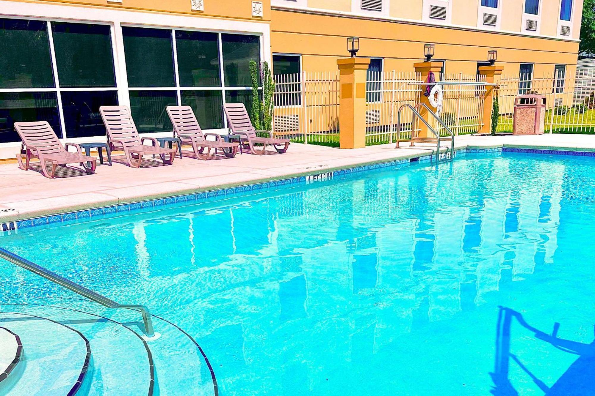 Comfort Inn & Suites Marianna I-10 Buitenkant foto